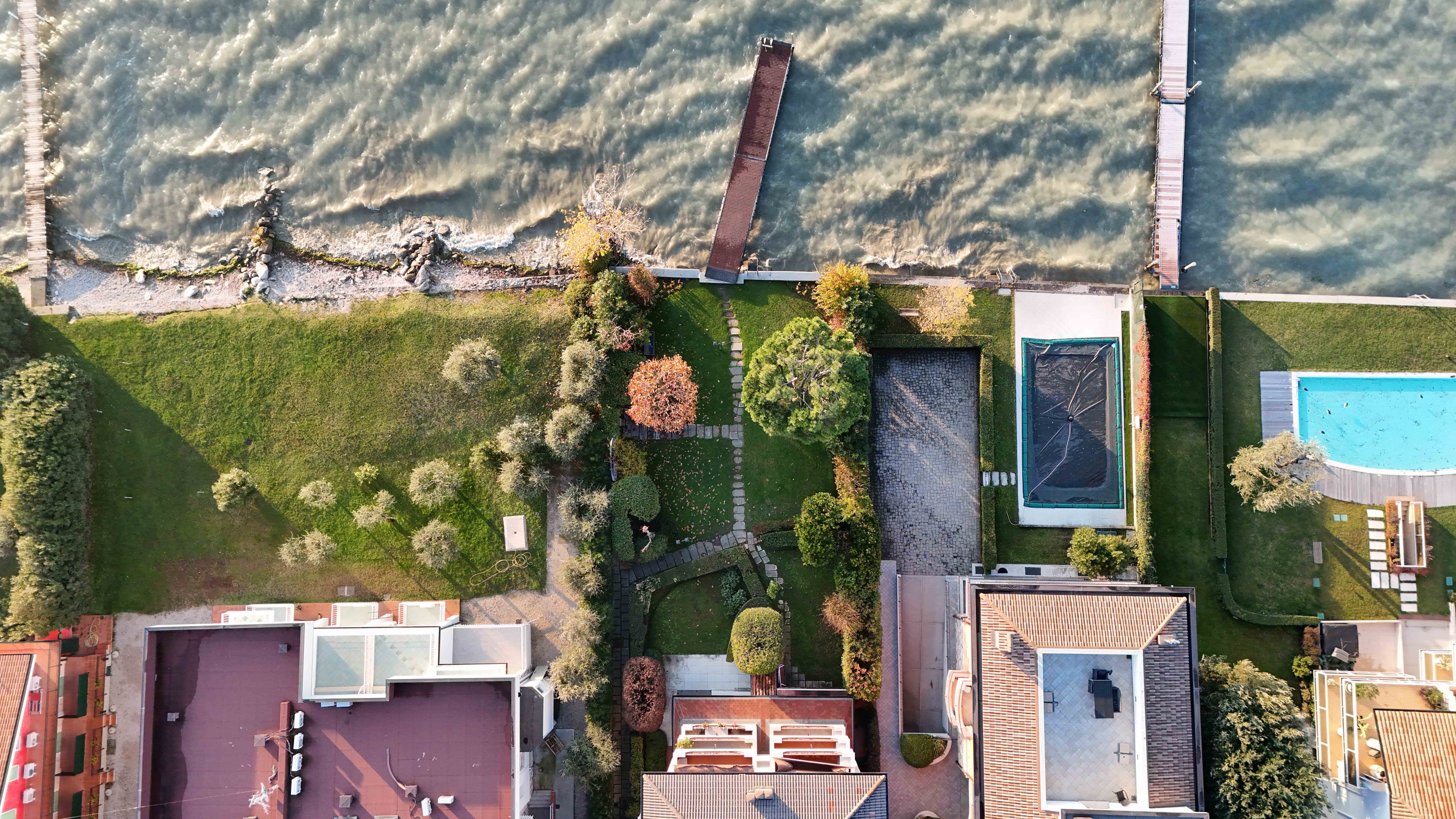 Apartments Sirmione center